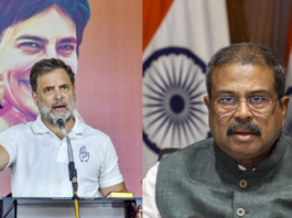 ধর্মেন্দ্র প্রধানের ইস্তফায় মোদীকে নিশানা রাহুলের তীব্র বার্তা