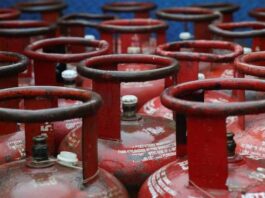 LPG বুকিংয়ে বড় স্বস্তি, ৪৫ দিন থেকে কমে ২৫ দিন